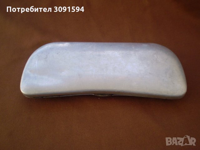 Стара калъфка за очила метал-алуминий , снимка 2 - Други ценни предмети - 34261652