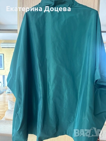 Тъмнозелена пелерина с копче, снимка 2 - Якета - 53932127
