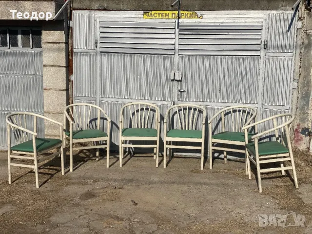 Градински дървени столове 