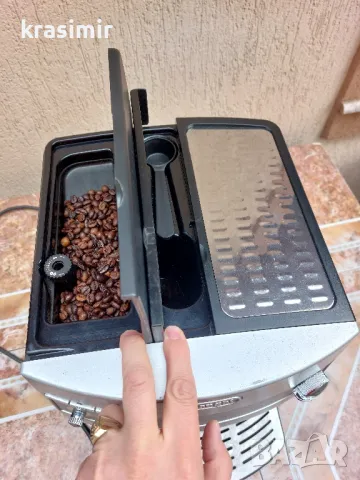 кафемашина-робот DELONGHI , снимка 4 - Кафемашини - 49861732