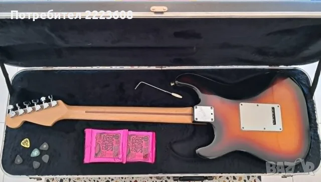 Fender Stratocaster American Standard (1993), снимка 2 - Китари - 56346259