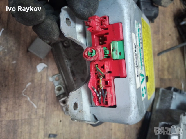 ECU airbags MITSUBISHI SPACE WAGON , mr228792 152300-0710, снимка 2 - Части - 53936118