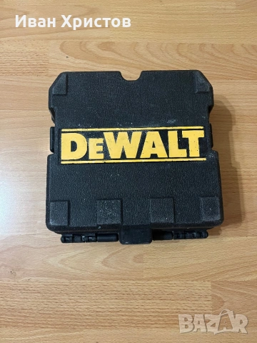 Куфар и щипка за лазер DeWalt 