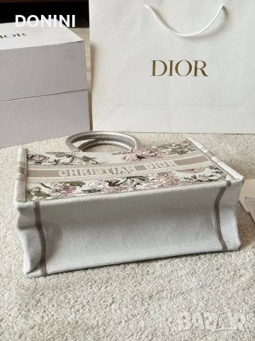 Christian Dior Дамска чанта, кожа, снимка 4 - Чанти - 56316183