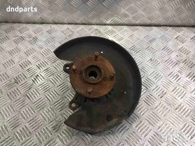 Преден ляв шенкел Toyota Yaris Verso,1.3VVT-i,2004г.