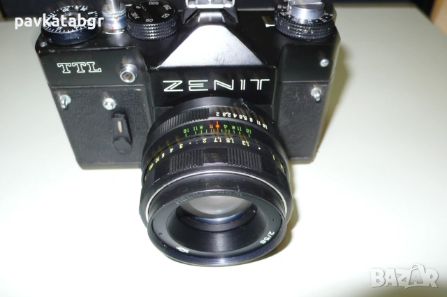Фотоапарат Zenit, снимка 3 - Фотоапарати - 53120203