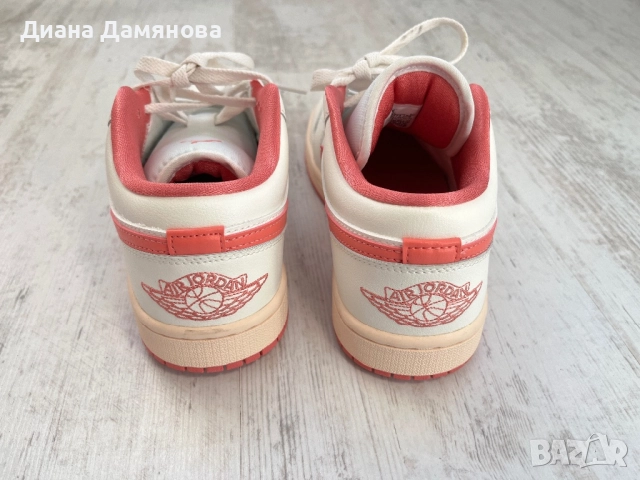 Nike Air Jordan 1 Low, снимка 3 - Кецове - 51554316