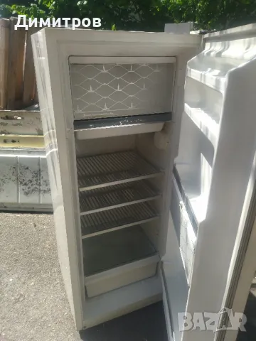 Хладилник , снимка 3 - Хладилници - 50396619