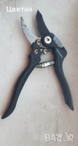 ТЪРСЯ ТАКАВА НОЖИЦА FISKARS  ФИСКАРС, снимка 2 - Градински инструменти - 39179230