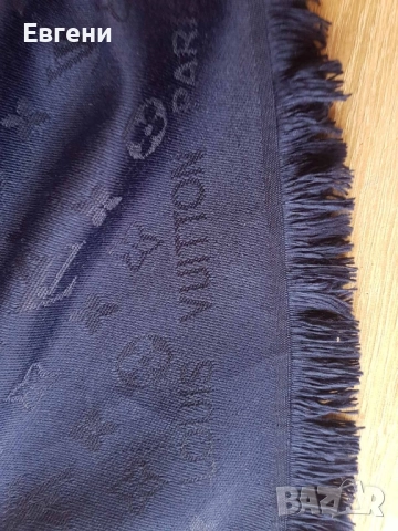 Дамски шал Louis Vuitton, снимка 2 - Шалове - 52414530