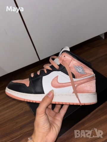 Air jordan 1 mid, снимка 2 - Кецове - 53886962