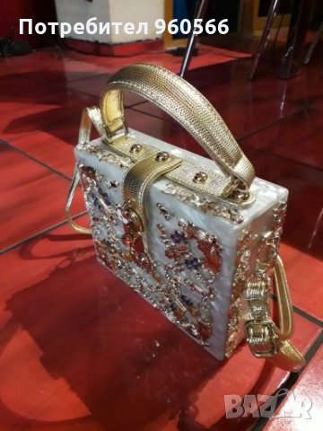Дамска чанта, снимка 6 - Чанти - 34199485