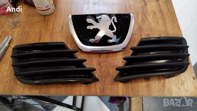 Peugeot 207 (2006-2010г.) - Пежо 207 Емблема , стоп и капаци за халогени оригинални, управление на с, снимка 2 - Части - 52819444