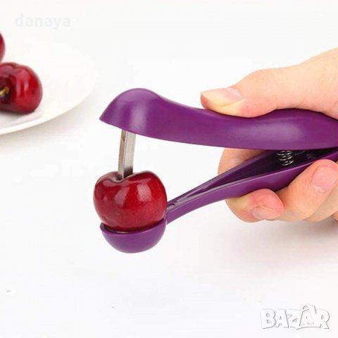 1844 Ръчен кухненски уред за вадене на костилки от череши маслини вишни, снимка 3 - Прибори за хранене, готвене и сервиране - 30885122