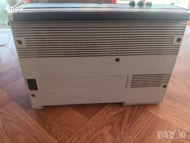 VEF 221 радио, снимка 7 - Радиокасетофони, транзистори - 51798109