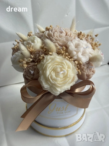 Букет от соеви свещи, снимка 3 - Подаръци за жени - 45991772