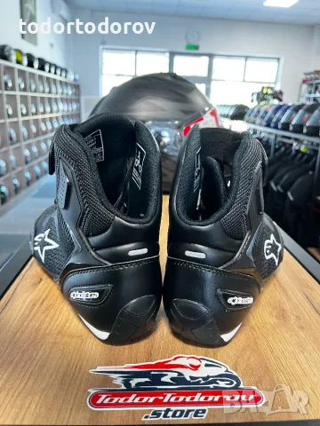 Мото боти ALPINESTARS FASTER-3 Black/White,номер 43 като нови 99.90 €, снимка 2 - Аксесоари и консумативи - 56139177