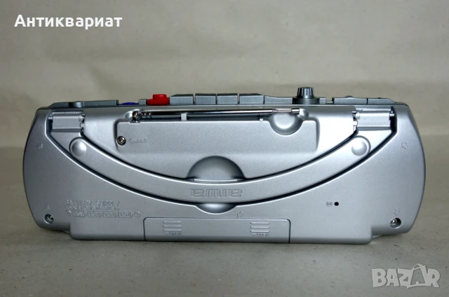 Портативен радиокасетофон, мини бумбокс Aiwa CS-P700, снимка 7 - Радиокасетофони, транзистори - 51200817