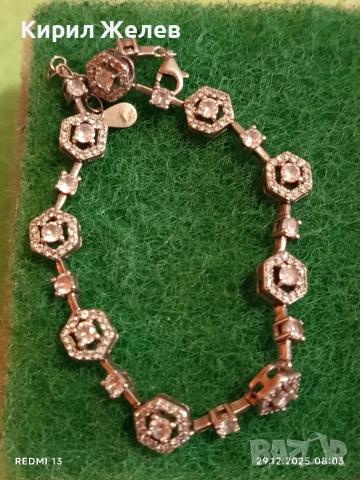 Сребърна гривна обсипана с цирконий който озаряват бижуто с изключителен блясък и сияйност 40565, снимка 6 - Гривни - 52924764