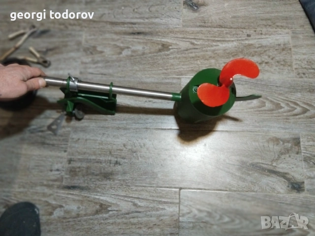 Руски двигател за лодка 12 в, снимка 2 - Воден транспорт - 53136373