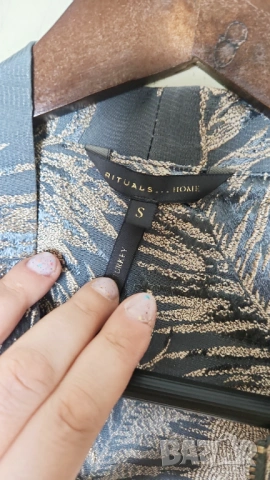 Елегантно яке бомпер жилетка Rituals , снимка 7 - Жилетки - 54136664