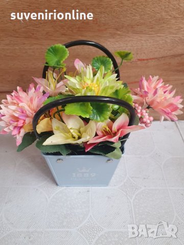 Изкуствени цветя в кашпи, снимка 4 - Изкуствени цветя - 34530566