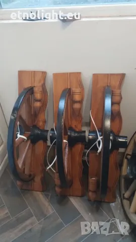 Стенни лампи с автентични колела и 2 ръчно изработени дървени чашки, снимка 3 - Лампи за стена - 49109150