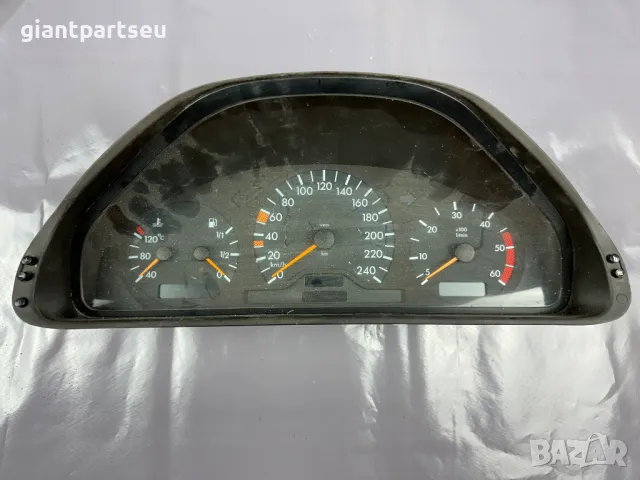 Километраж за Мерцедес Mercedes-benz W208 W202 W210 88311265