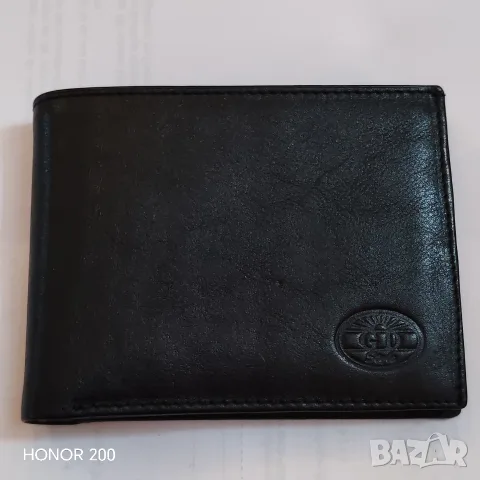 Мъжки портфейл естествена кожа. 