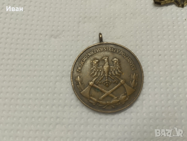 полския "Медал за заслуги за националната отбрана" (Medal Za Zasługi dla Obronności Kraju). , снимка 3 - Антикварни и старинни предмети - 51876831