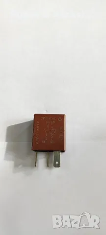 Оригинални релета и предпазители , снимка 17 - Части - 48738024