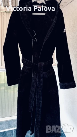 Красив халат с качулка PUMA унисекс, снимка 8 - Други - 50968572