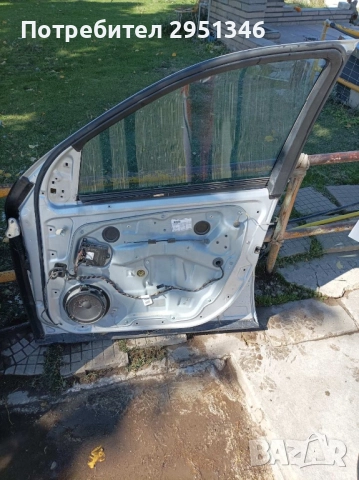 врата Mercedes ML W164, снимка 2 - Части - 51986158