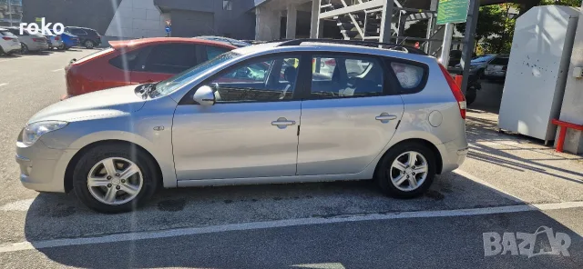 Хюндай И30 автомат, снимка 3 - Автомобили и джипове - 56424927
