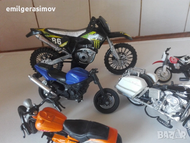 Играчки. Рекламни камиончета, колички , моторчета., снимка 18 - Колекции - 53506427