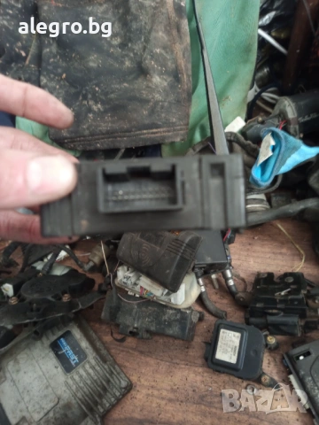 Модул аларма за Audi A3 , 4B0951173, снимка 3 - Части - 54366176