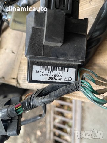 Радиатор за Honda Sh 300i 2012г., снимка 10 - Части - 42102426