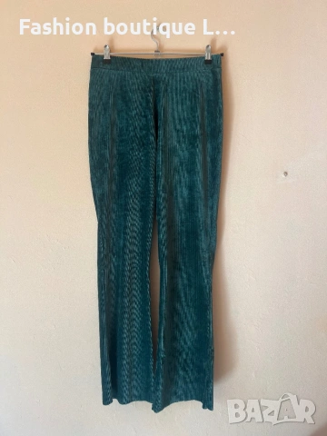 Зелен плюшен панталон с ластик на кръста L размер 💚💚💚