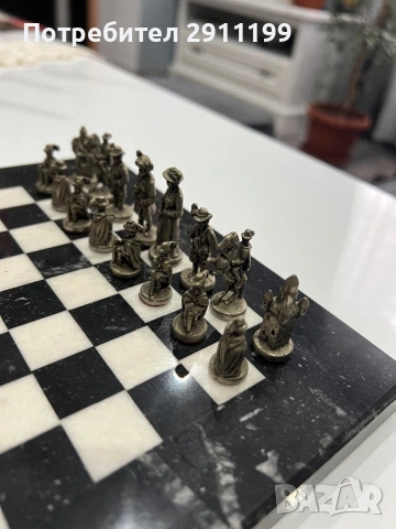 Красив антикварен шах, снимка 6 - Шах и табла - 54266326
