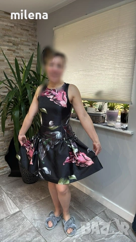 Ted Baker красива рокля С/М размер, UK2