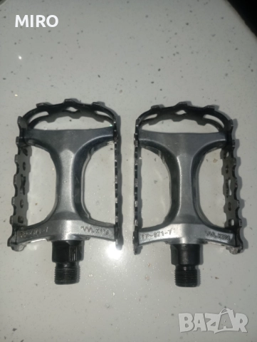 Алуминиеви педали за велосипед, снимка 2 - Части за велосипеди - 52266802