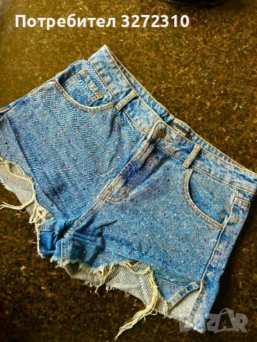 Дамски къси панталонки с камъчета Desigual, снимка 7 - Къси панталони и бермуди - 54356123