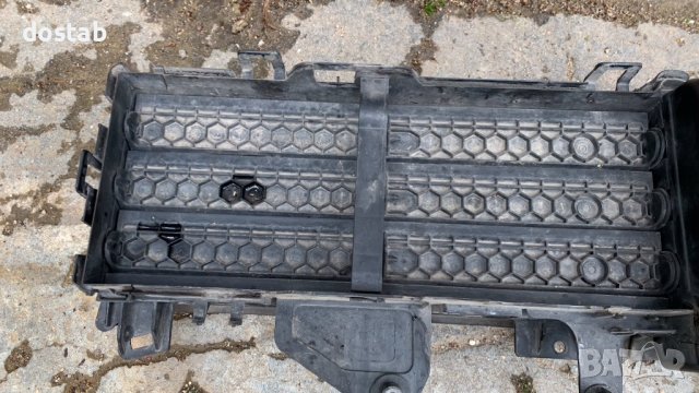 Решетка под бронята за bmw 1 F40, снимка 4 - Части - 40775766