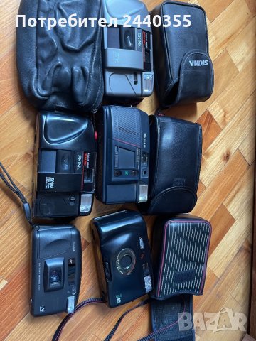 Пет броя фотоапарати незнам дали работят