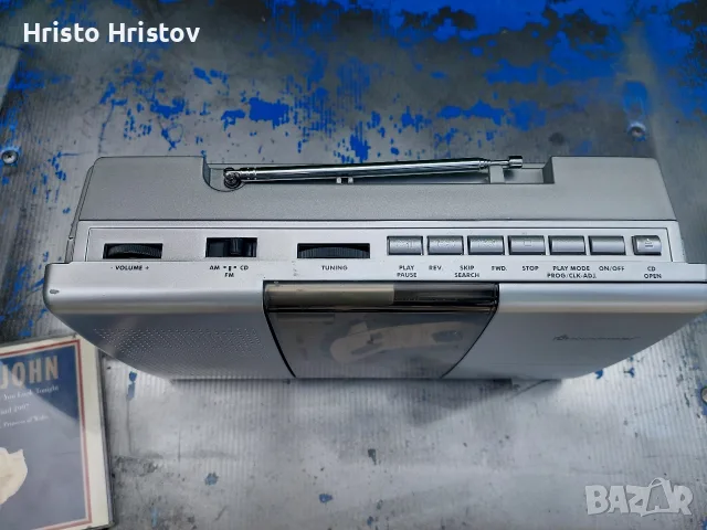 Продаване чисто нов ( SOUNDMASTER ) COMPACT DISC PLAYER AM/ FM RADIO,Работи Коректно на Радио , снимка 3 - Радиокасетофони, транзистори - 56138888