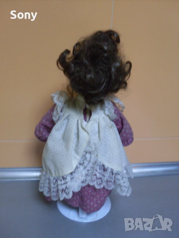 Стара кукла на стойка- Германия., снимка 10 - Антикварни и старинни предмети - 54107138