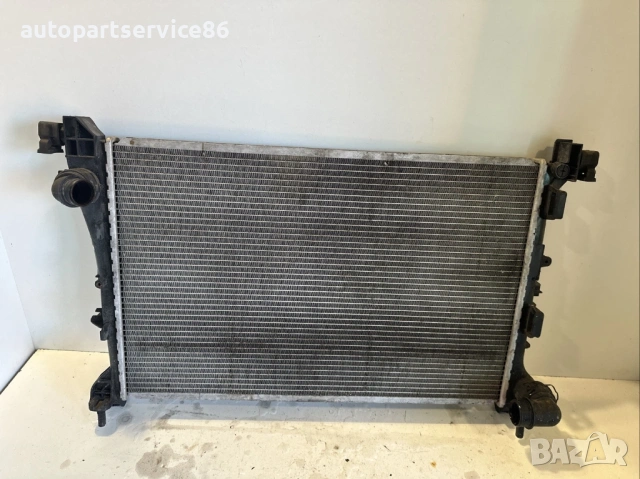 Воден радиатор (охладител) за Fiat 500L 1.3 MultiJet, 2013 г., оригинален – № 606441, снимка 2 - Части - 53147789