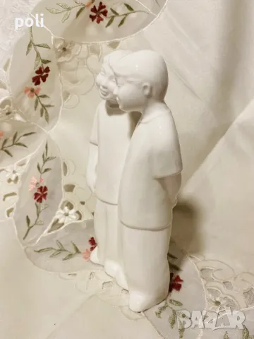 порцеланова статуетка , снимка 3 - Статуетки - 48704262