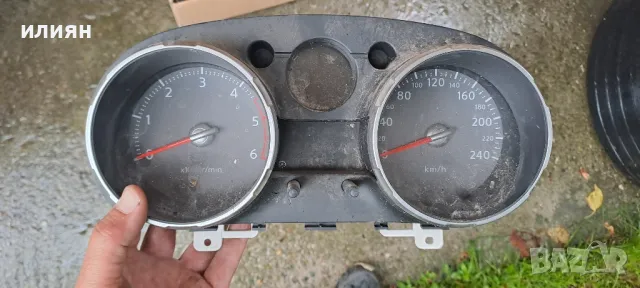 табло на километраж за Nissan qashqai J10 2.0d JD73C