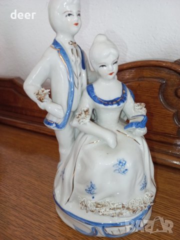 Порцеланова статуетка от Западна Европа , снимка 3 - Декорация за дома - 42915759